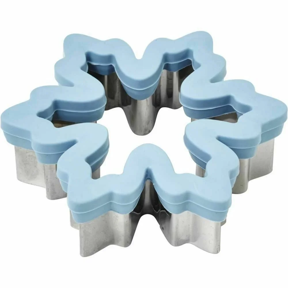 Wilton blue snowflake cookie cutter